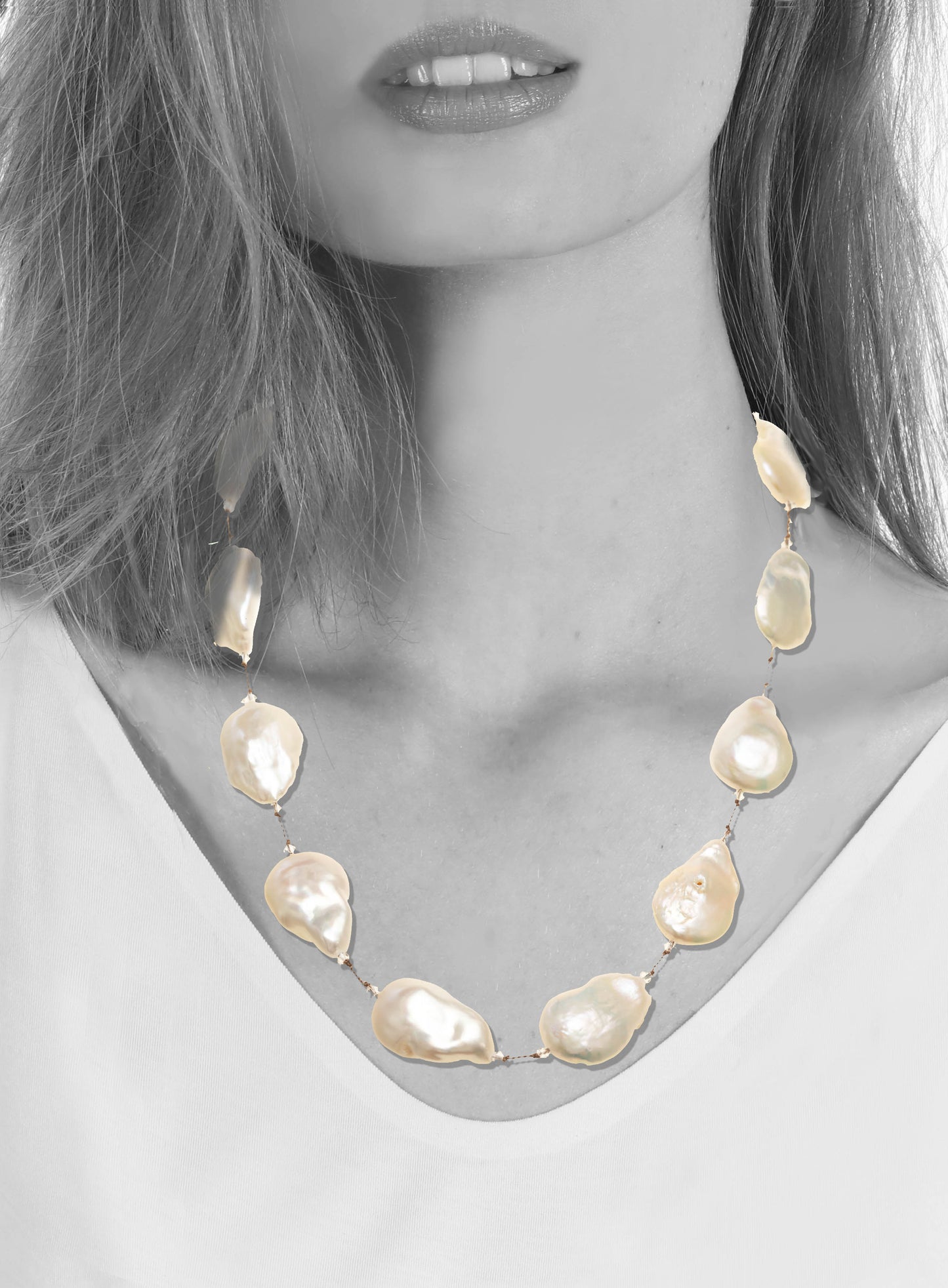 Large white freshwater coin pearl, s/s, 18” length