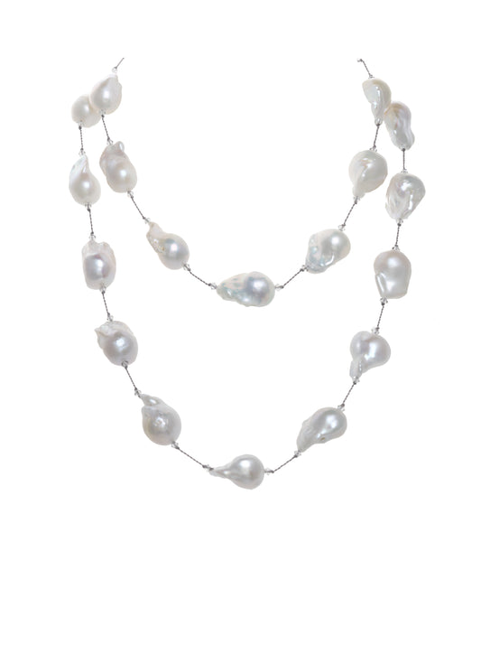 Fifth Avenue white baroque pearl, s/s, 35" length