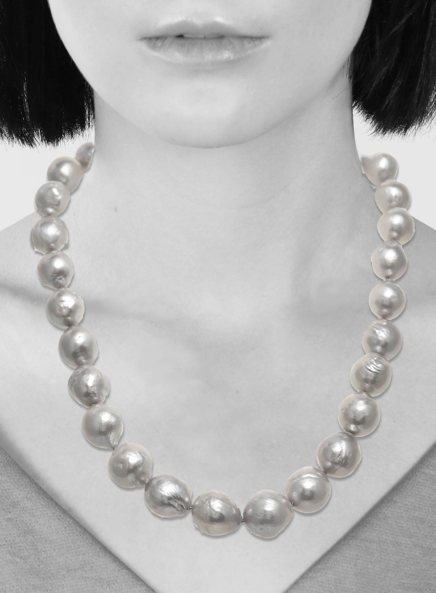 Pale grey baroque pearl necklace, s/s, 18” length w/second toggle